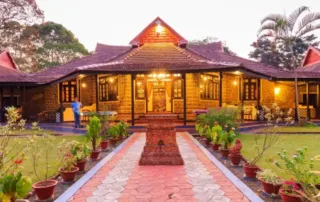 places to stay in kerala