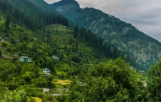 things to do in tirthan valley